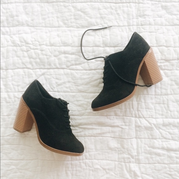 Anthropologie Shoes - F21 | black tied heel ankle boots